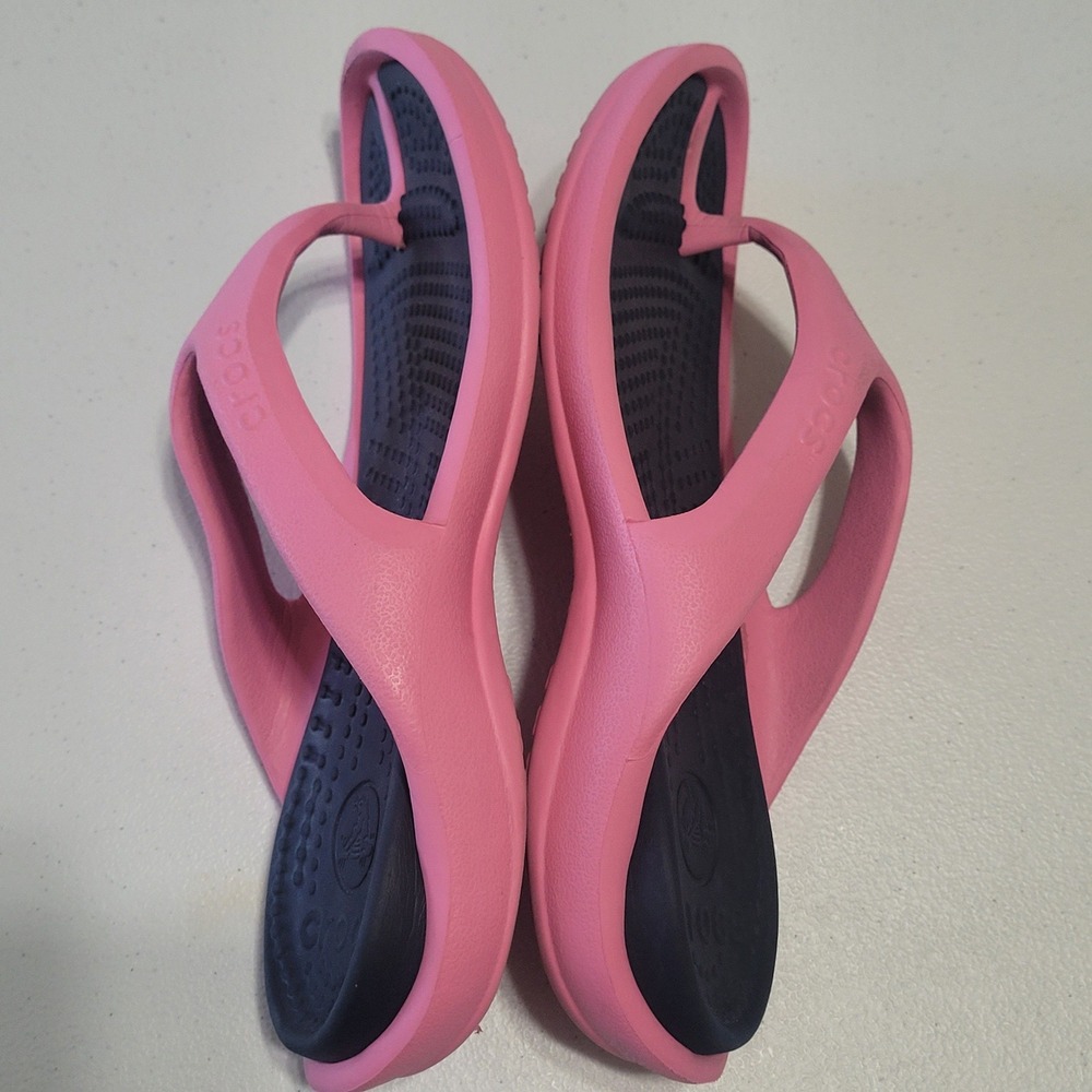 Crocs Athens Flip Flops Pink Navy Blue Women 8 Men 6 Thong Sandals - Picture 7 of 8